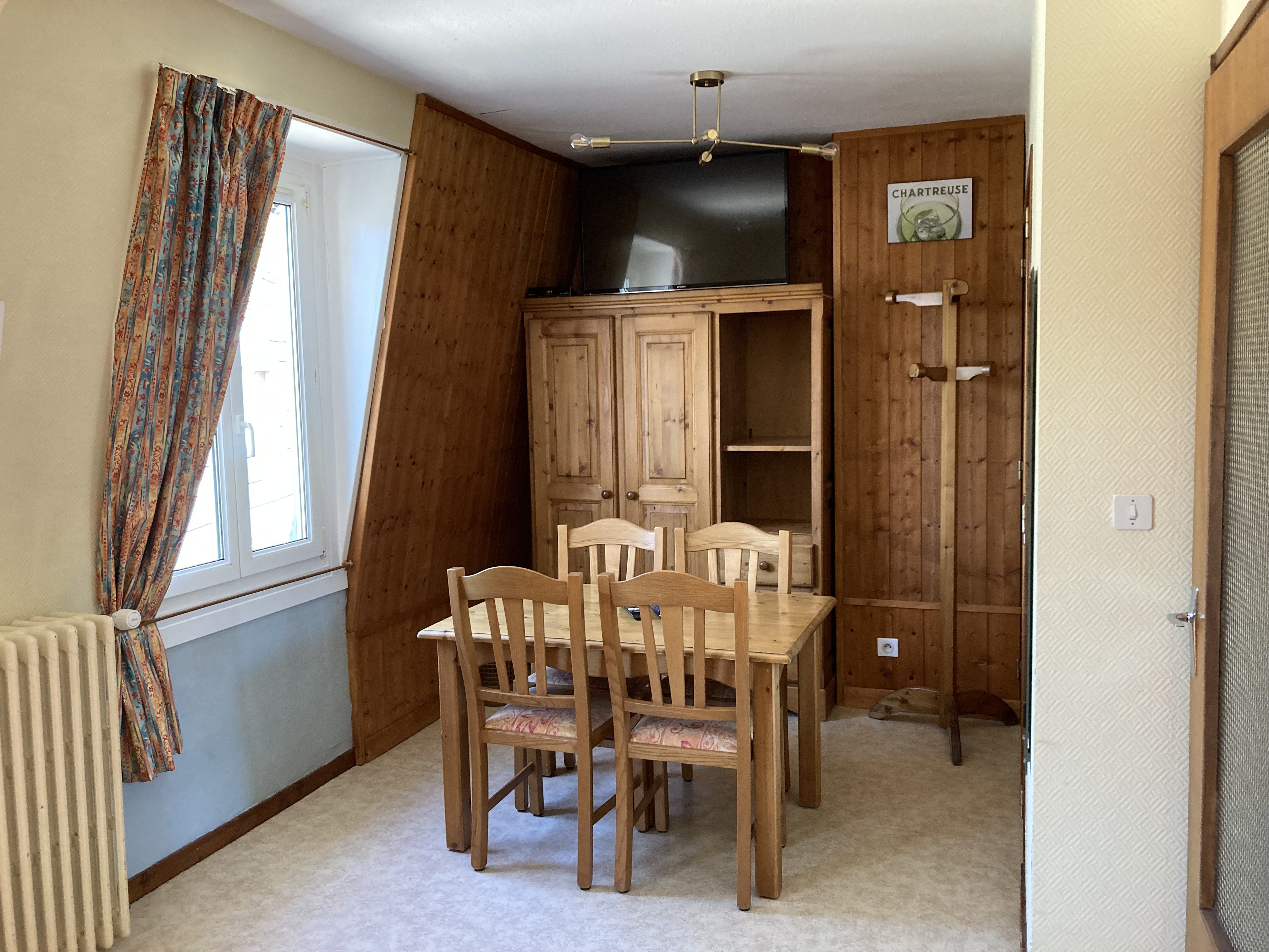 chambre table à manger